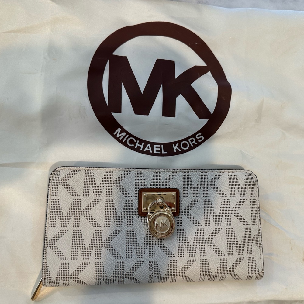 Michael Kors Monogrammed Cream and Gray Wallet
